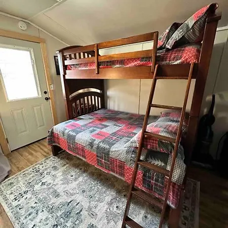 Cozy Cabin Walking Distance To Parkway! Pigeon Forge Exterior foto