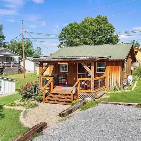 Cozy Cabin Walking Distance To Parkway! Pigeon Forge Exterior foto
